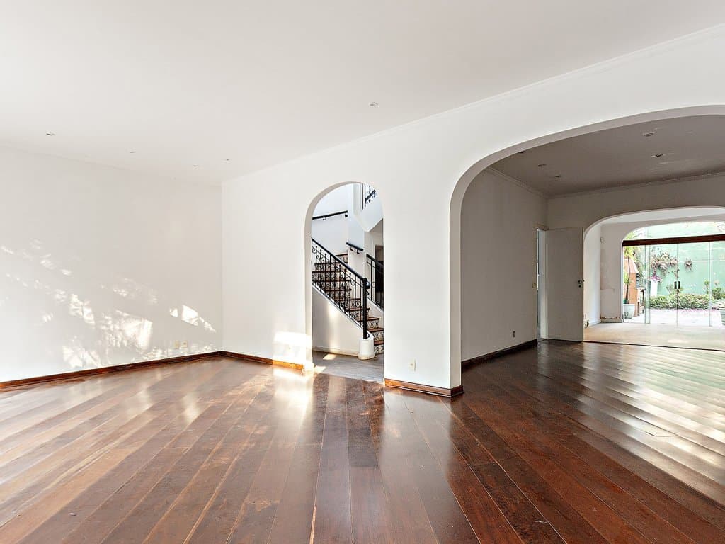 Foto 6 de 15: Casa em leilão em São Paulo - SP, bairro Jardim Luzitânia — Casa de Alto Padrão 200 m² em Frente ao Parque Ibirapuera - São Paulo - SP