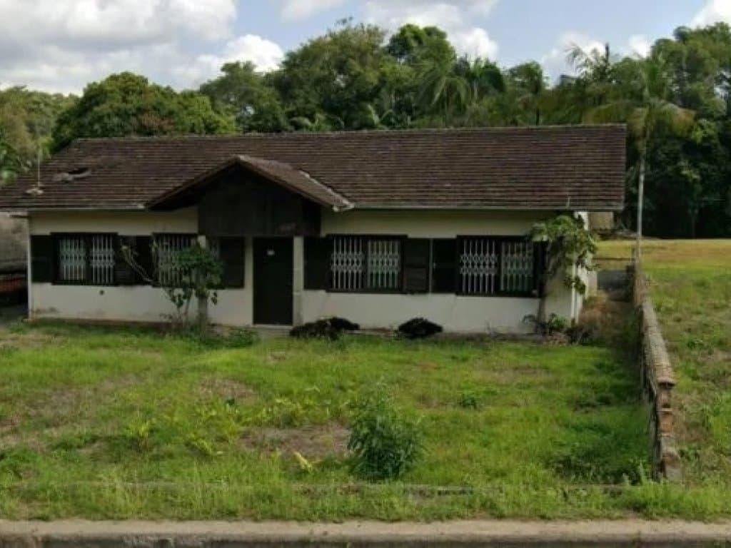 Foto 2 de 3: Casa em leilão em Blumenau - SC, bairro Itoupava Central — Casa em Terreno de 780 m² - Itoupava Central - Blumenau - SC
