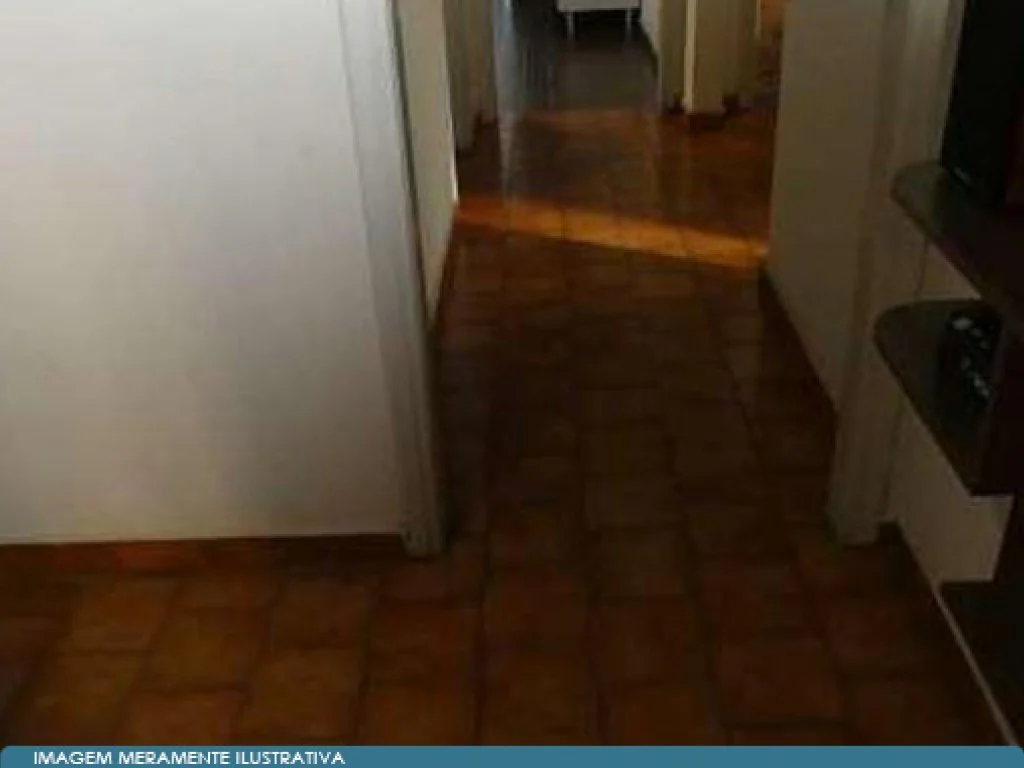Foto 6 de 9: Casa em leilão em Tanabi - SP, bairro Centro — Domínio Útil sobre Casa 147 m² - Centro - Tanabi - SP