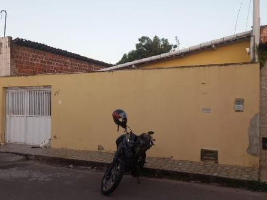 Casa em leilão em Natal - RN, bairro Rocas — Casa 112 m² - Natal-RN - Rua Dr. Ricardo Barreto, 491 - Rocas