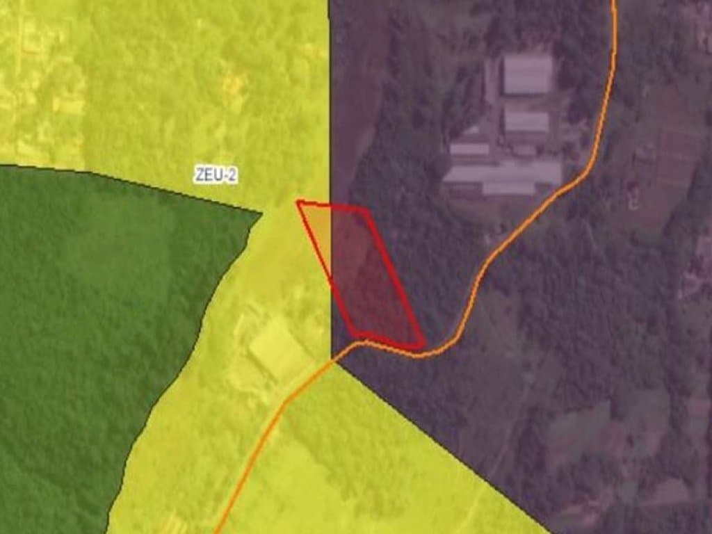 Foto 1 de 4: Terreno em leilão em Suzano - SP, bairro Guaió — Área com 15.000 m² (Gleba B) - Guaió - Suzano - SP