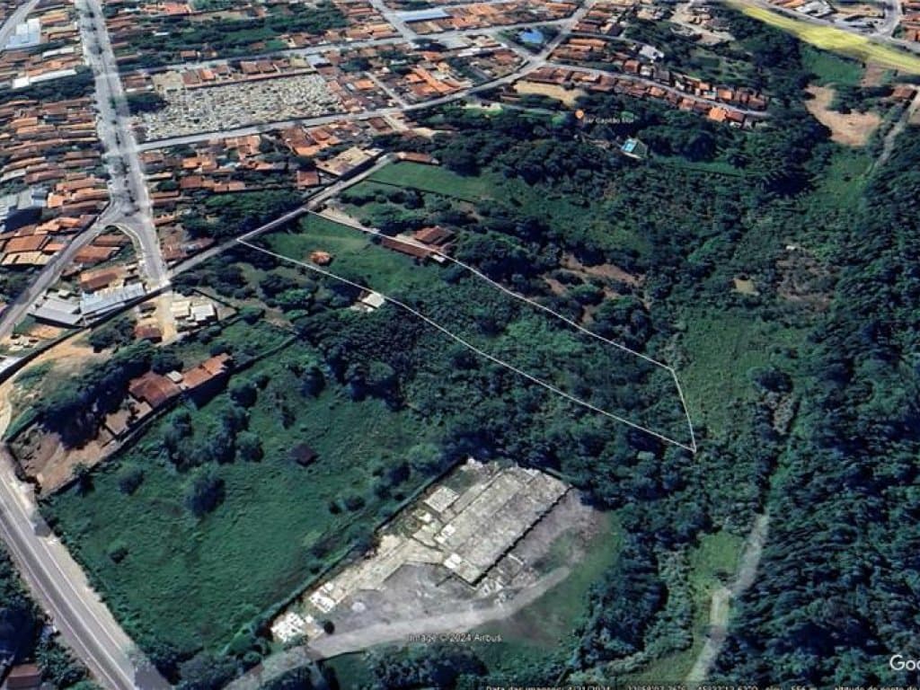 Foto 2 de 10: Terreno em leilão em Tremembé - SP, bairro Jardim Bom Jesus — Casa em Área com 11.861 m² - Jardim Bom Jesus - Tremembé - SP