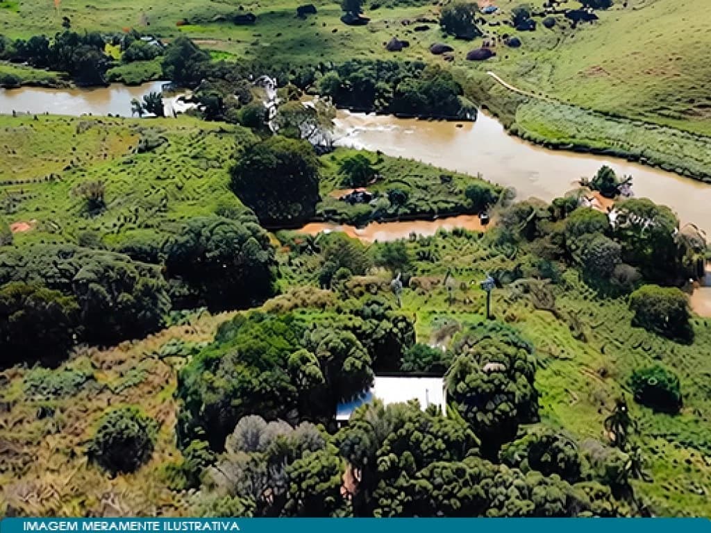 Foto 4 de 5: Area Rural em leilão em Alegre - ES — Área Industrial 6.400 m² - Rive - ES