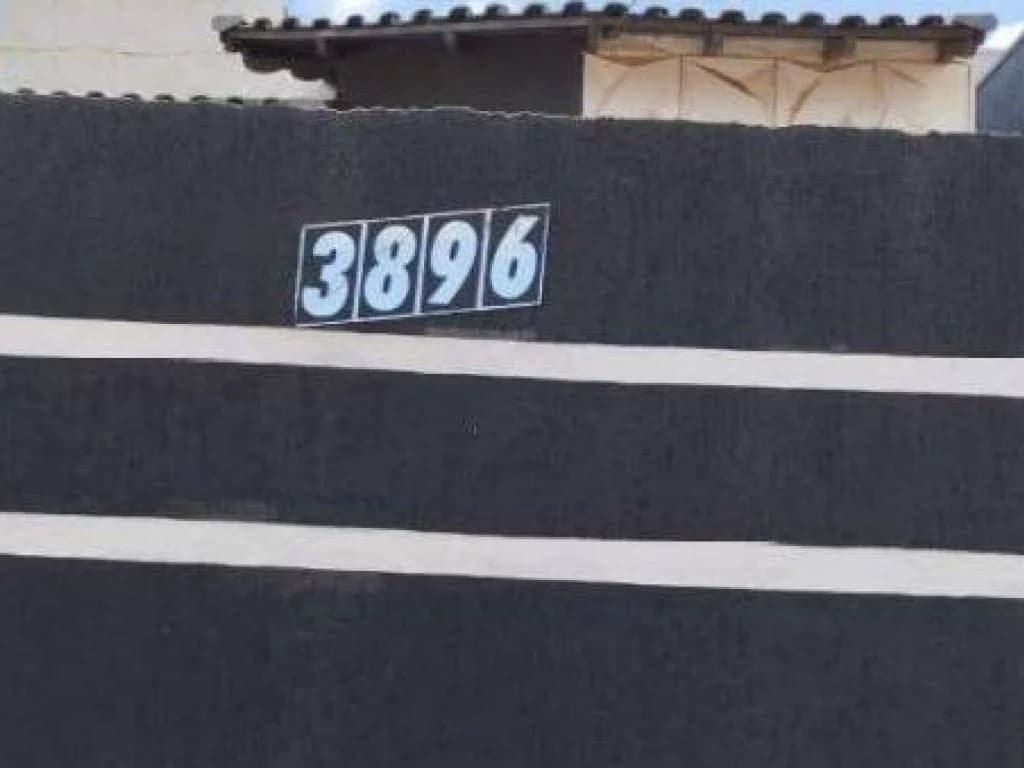 Foto 2 de 3: Casa em leilão em Rolim De Moura - RO, bairro Centro — Casa 93 m² - Centro - Rolim de Moura - RO