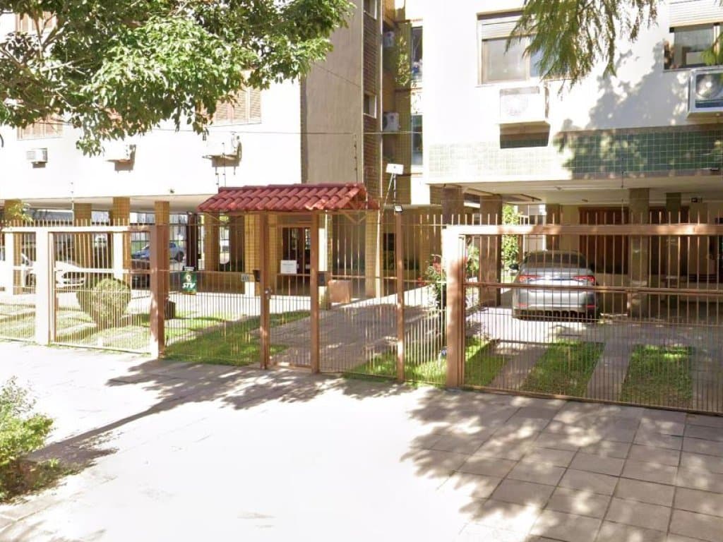 Foto 2 de 11: Apartamento em leilão em Porto Alegre - RS, bairro São Geraldo — Apartamento 179 m² (02 vagas) - São Geraldo - Porto Alegre - RS