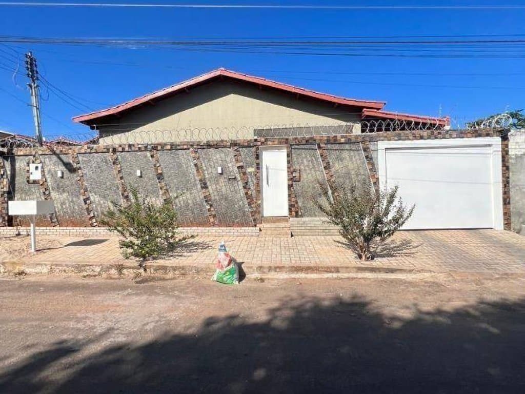 Foto 2 de 15: Casa em leilão em Edéia - GO, bairro Setor Alegrete — Casa 380 m² - Setor Alegrete - Edéia - GO