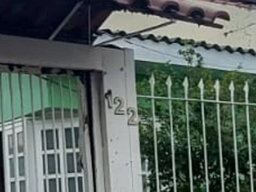 Foto 3 de 10: Casa em leilão em Canoas - RS, bairro Rio Branco — Casa 200 m² - Rio Branco - Canoas - RS