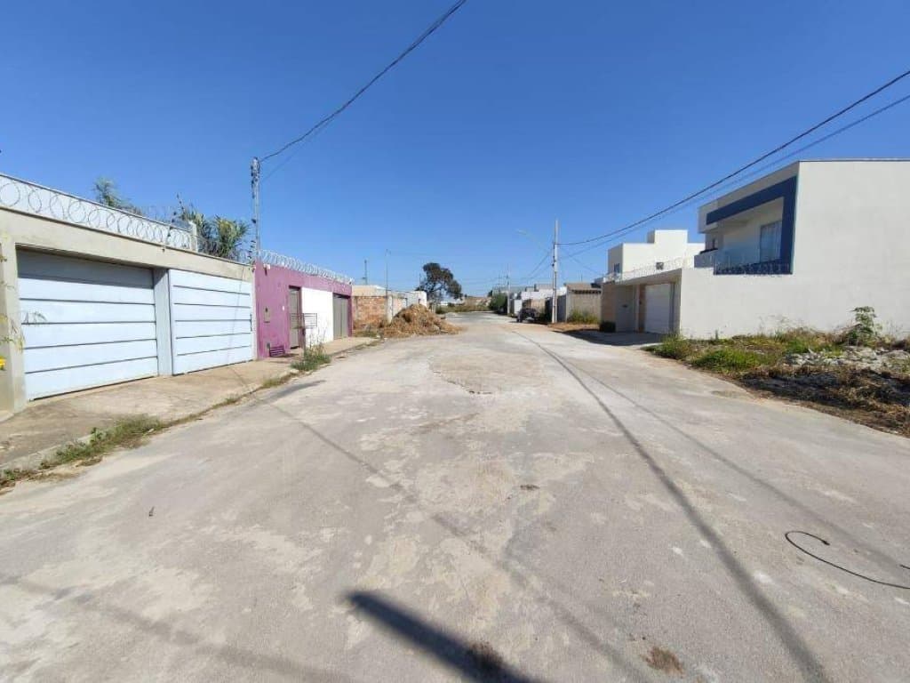 Foto 3 de 27: Casa em leilão em Lagoa Da Prata - MG, bairro Américo Silva — Casa 190 m² - Américo Silva - Lagoa da Prata - MG