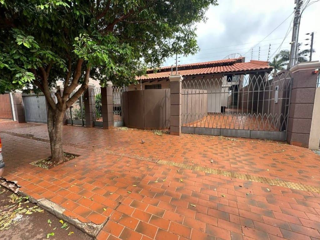 Foto 30 de 57: Casa em leilão em Dourados - MS, bairro Vila Planalto — Casa 362 m² - Vila Planalto - Dourados - MS