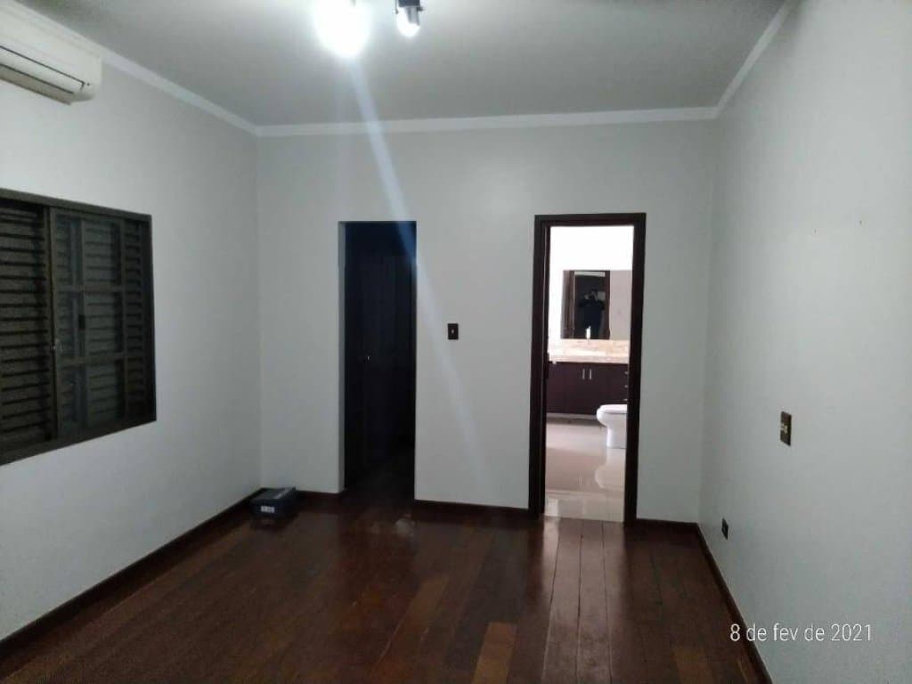 Foto 28 de 57: Casa em leilão em Dourados - MS, bairro Vila Planalto — Casa 362 m² - Vila Planalto - Dourados - MS