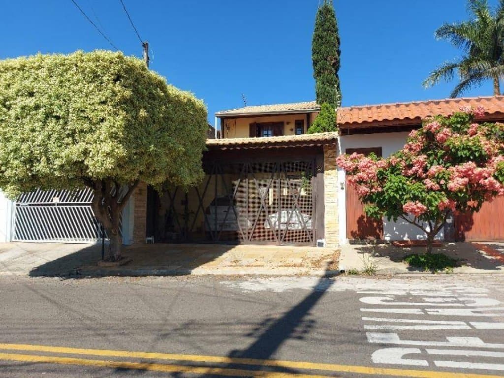 Foto 2 de 9: Casa em leilão em Cachoeira Do Sul - RS, bairro Centro — Casa 197 m² - Centro - Cachoeira do Sul - RS