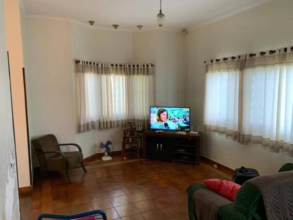 Foto 10 de 13: Casa em leilão em Jardinópolis - SP, bairro Jardim Niagara — Casa 277 m² - Jardim Niagara - Jardinópolis - SP