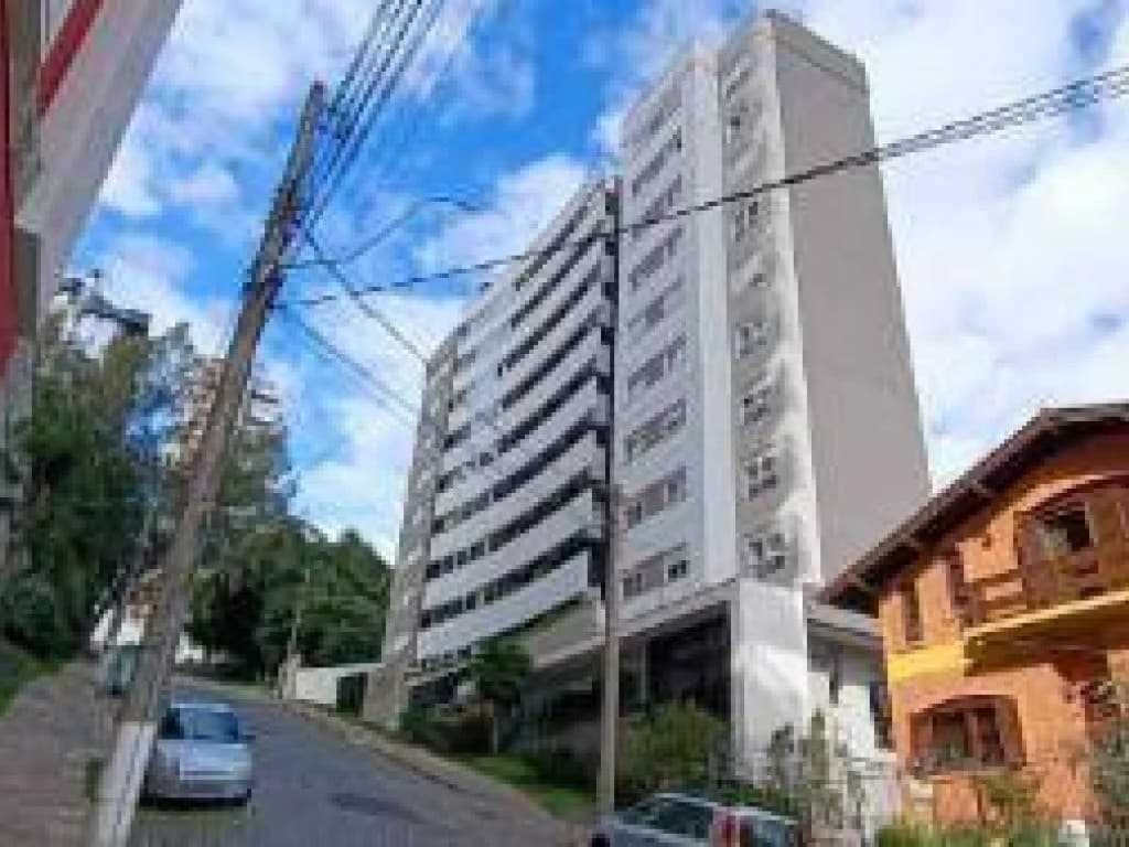 Foto 9 de 12: Apartamento em leilão em Caxias Do Sul - RS, bairro Madureira — Apartamento 169 m² (01 vaga) - Madureira - Caxias Do Sul - RS