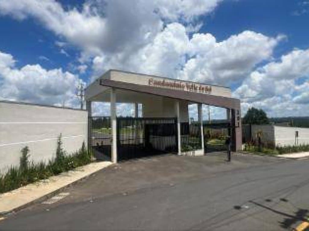 Foto 1 de 5: Terreno em leilão em Ponta Grossa - PR, bairro Colônia Dona Luíza — Terreno em Condomínio 260 m² (Lt 03 da Qd 10) - Colônia Dona Luíza - Ponta Grossa - PR