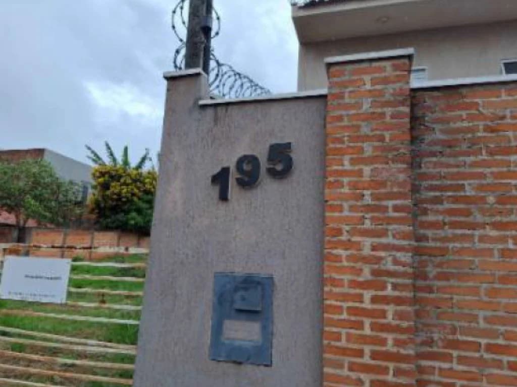 Foto 4 de 4: Casa em leilão em Jandaia Do Sul - PR, bairro Jardim América — Casa 215 m² - Jardim América - Jandaia do Sul - PR