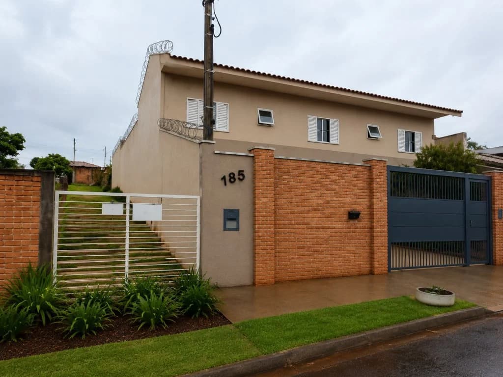 Foto 3 de 4: Casa em leilão em Jandaia Do Sul - PR, bairro Jardim América — Casa 215 m² - Jardim América - Jandaia do Sul - PR