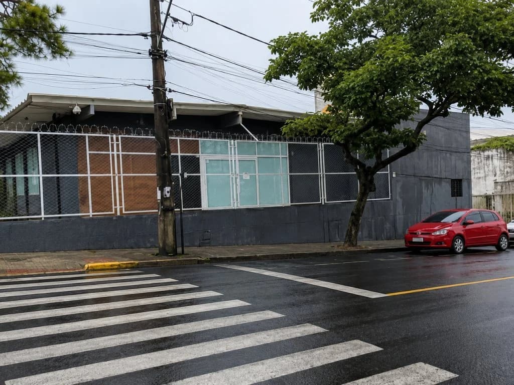 Foto 2 de 11: Comercial em leilão em Paranaguá - PR, bairro Centro — Imóvel Comercial 489 m² - Centro - Paranaguá - PR
