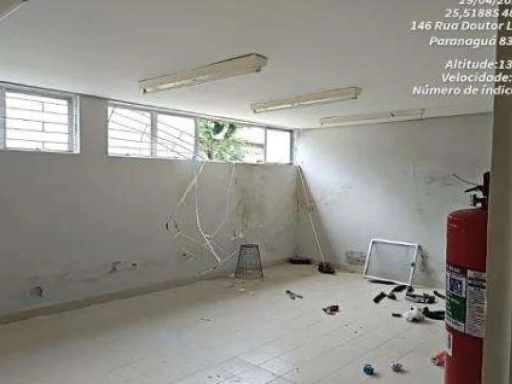Foto 8 de 11: Comercial em leilão em Paranaguá - PR, bairro Centro — Imóvel Comercial 489 m² - Centro - Paranaguá - PR