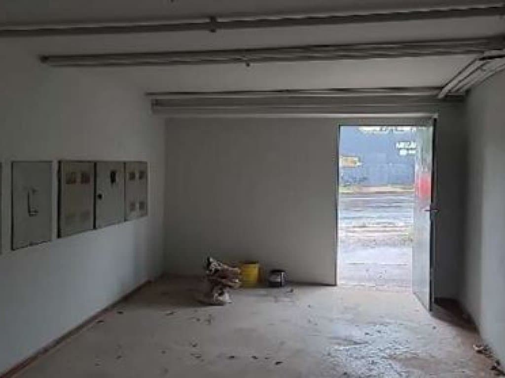 Foto 7 de 15: Comercial em leilão em Centenário Do Sul - PR, bairro Centro — Imóvel Comercial 830 m² (Subsolo, Térreo e pavimento Superior) - Centro - Centenário do Sul - PR