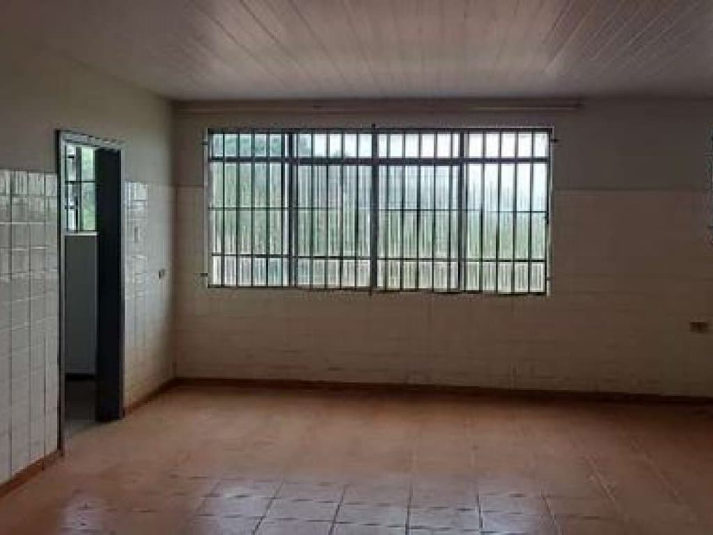 Foto 11 de 15: Comercial em leilão em Centenário Do Sul - PR, bairro Centro — Imóvel Comercial 830 m² (Subsolo, Térreo e pavimento Superior) - Centro - Centenário do Sul - PR