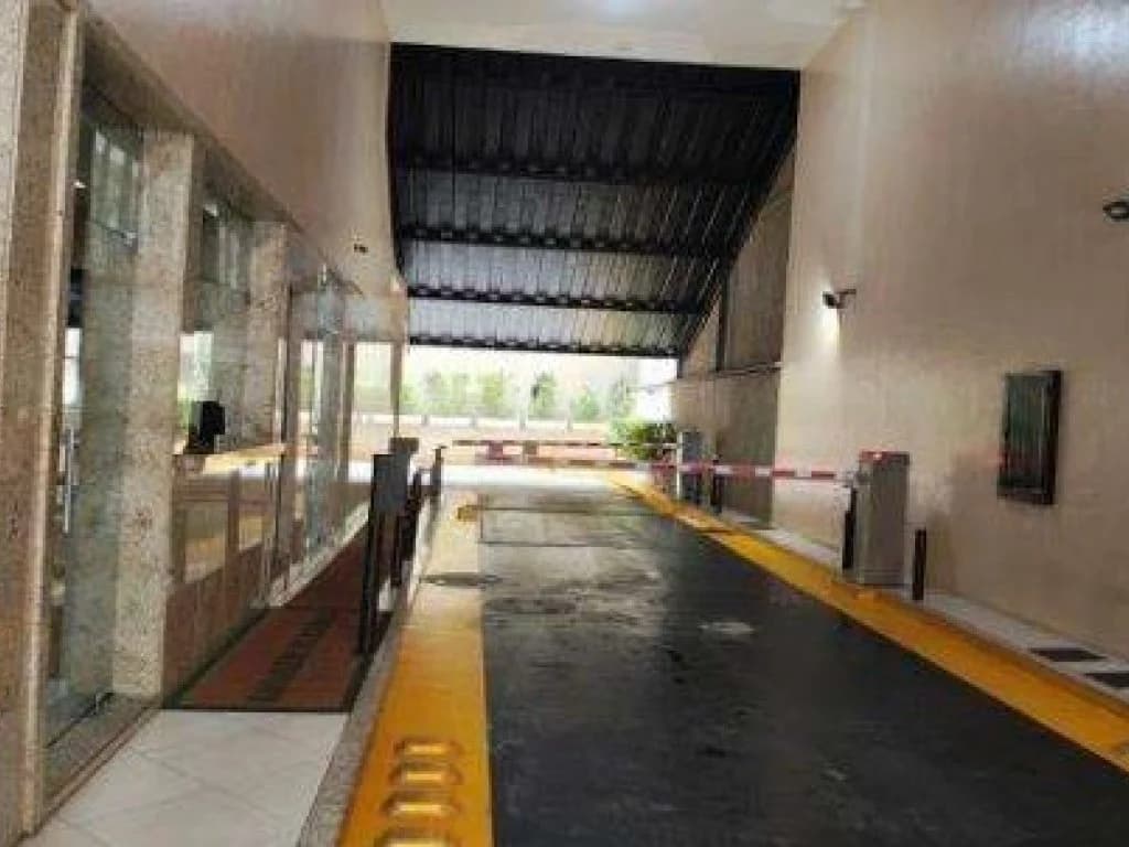 Foto 3 de 10: Vaga de Garagem em leilão em Rio De Janeiro - RJ, bairro Centro — Box de Garagem 17 m² - Centro - Rio de Janeiro - RJ