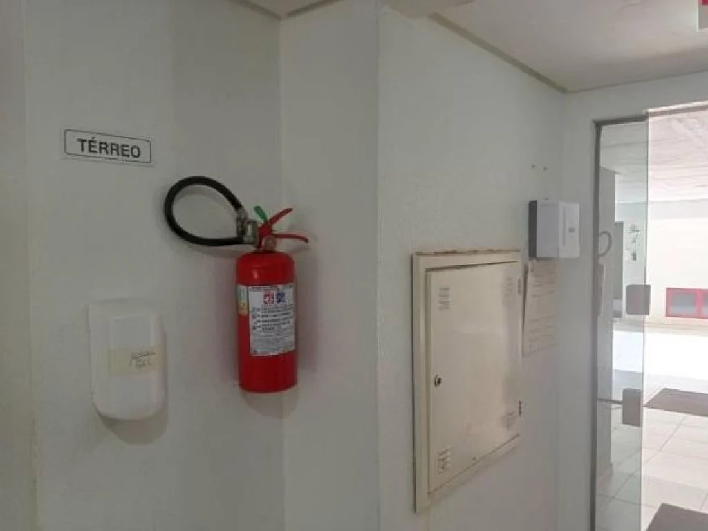 Foto 16 de 33: Apartamento em leilão em Itapema - SC, bairro Centro — Apartamento 106 m² de área total (Condomínio frente à praia) - Centro - Itapema - SC