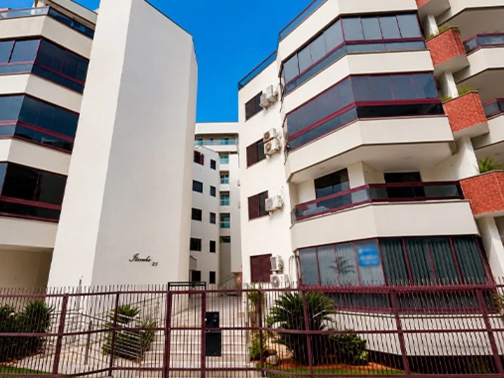 Foto 7 de 33: Apartamento em leilão em Itapema - SC, bairro Centro — Apartamento 106 m² de área total (Condomínio frente à praia) - Centro - Itapema - SC