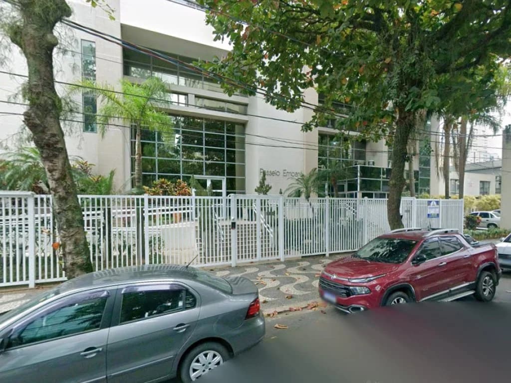 Foto 2 de 7: Apartamento em leilão em Santos - SP, bairro Embaré — Direitos sobre Apartamento no Litoral 155 m² - Embaré - Santos - SP