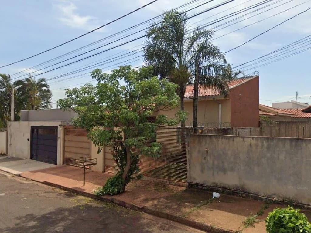 Foto 4 de 4: Casa em leilão em Ourinhos - SP, bairro Jardim Brilhante — Parte Ideal (50%) sobre Casa 114 m² - Jardim Brilhante - Ourinhos - SP