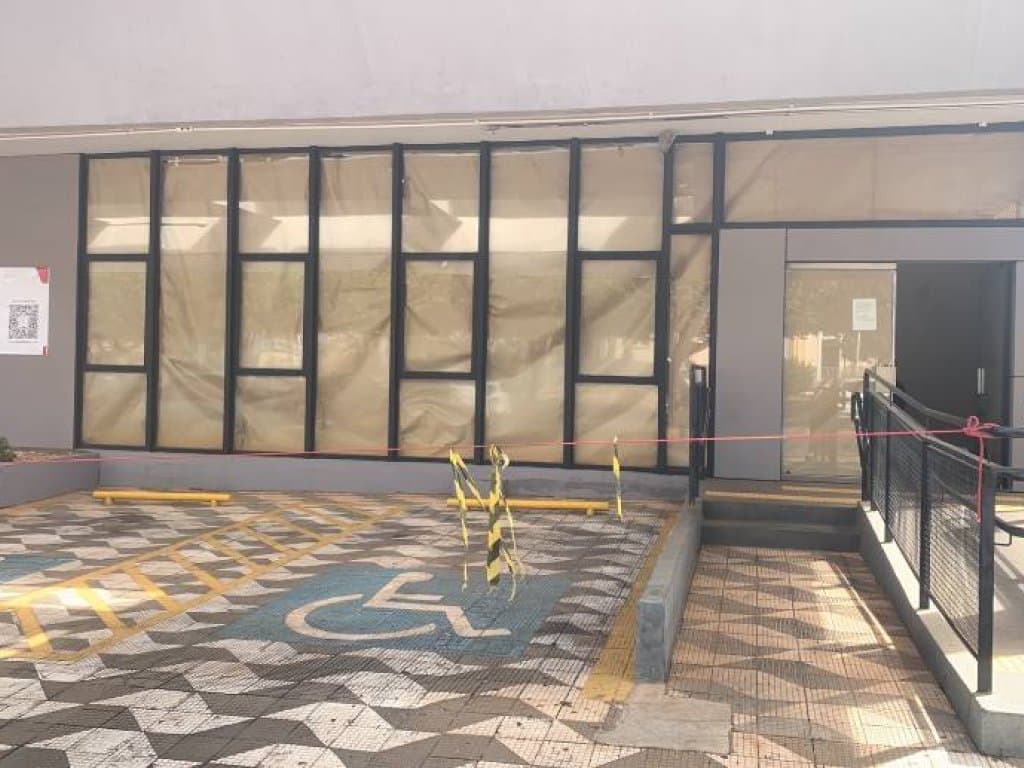 Foto 3 de 11: Comercial em leilão em General Salgado - SP, bairro Centro — Ex-Agência 752 m² - Centro - General Salgado - SP