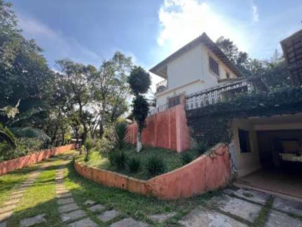 Foto 4 de 17: Casa em leilão em Taboão Da Serra - SP, bairro Jardim Iolanda — Direitos sobre Casa 583 m² - Condomínio Iolanda - Taboão da Serra - SP