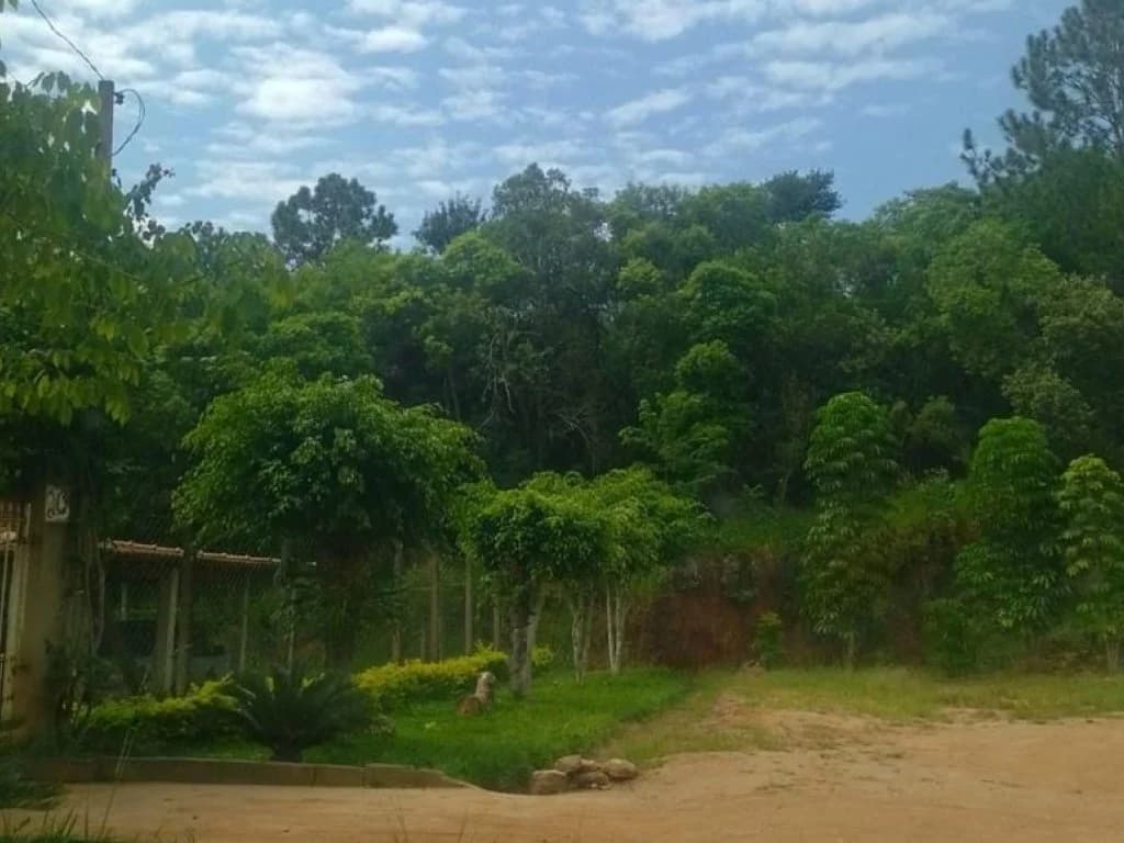 Foto 13 de 13: Terreno em leilão em Atibaia - SP, bairro Maracanã — Terreno 1.420 m² - Estância San Remo - Atibaia - SP