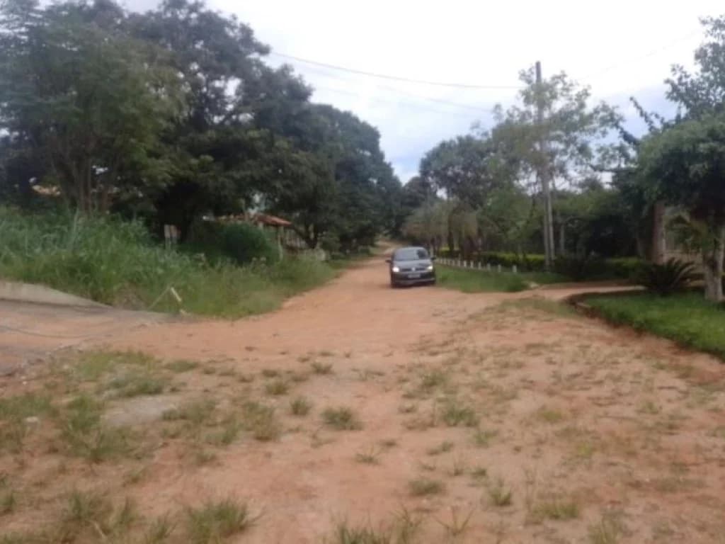 Foto 12 de 13: Terreno em leilão em Atibaia - SP, bairro Maracanã — Terreno 1.420 m² - Estância San Remo - Atibaia - SP