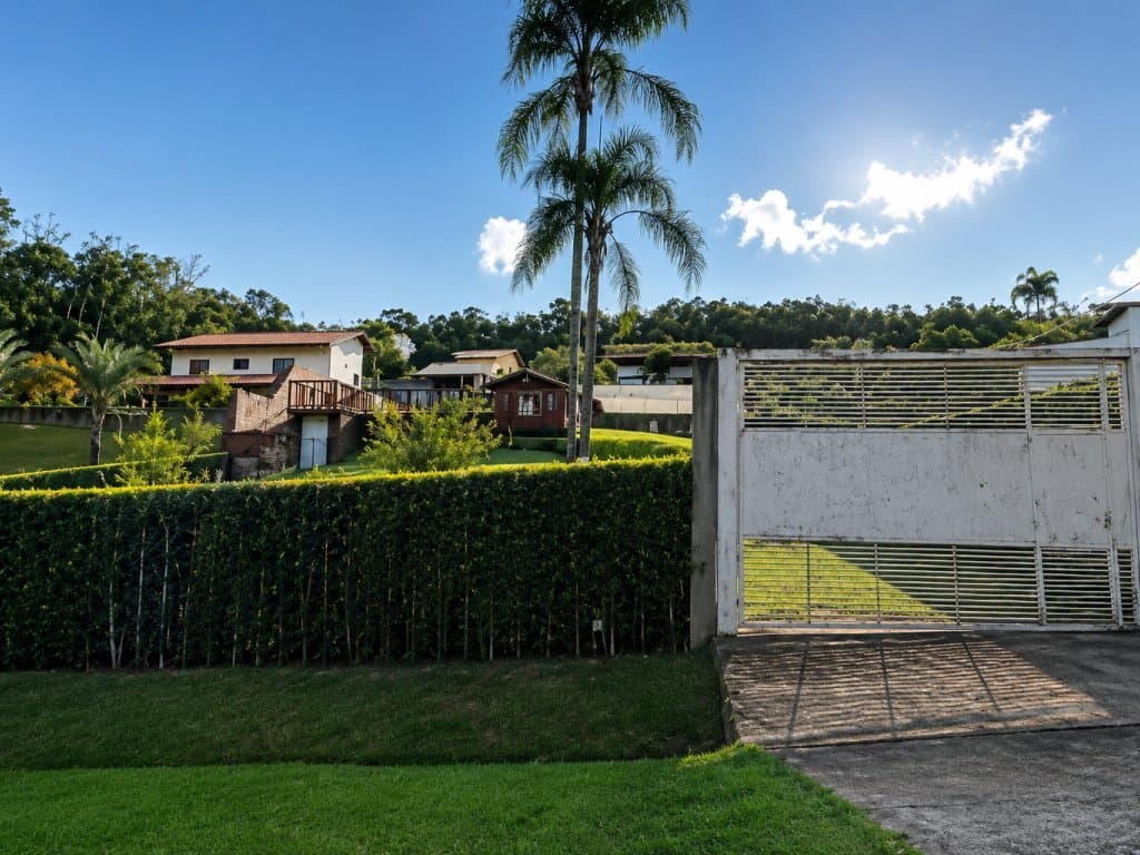 Foto 1 de 4: Casa em leilão em Ibiúna - SP, bairro Campo Verde — Casa em Condomínio 197 m² (Condomínio Recreio Campo Verde) - Ibiúna - SP