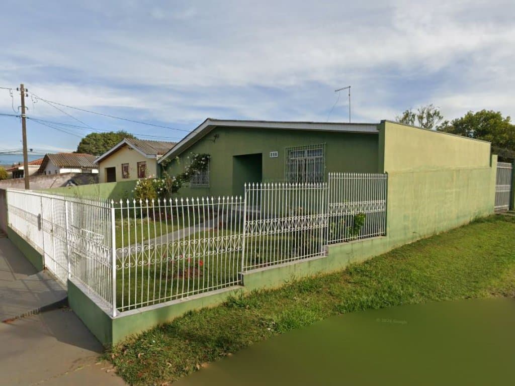 Foto 2 de 3: Casa em leilão em Ponta Grossa - PR, bairro Neves — Casa em Terreno de 325 m² - Neves - Ponta Grossa - PR