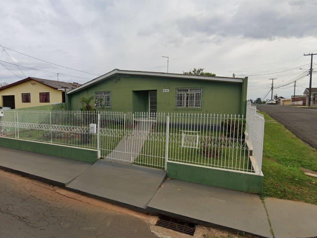 Foto 1 de 3: Casa em leilão em Ponta Grossa - PR, bairro Neves — Casa em Terreno de 325 m² - Neves - Ponta Grossa - PR