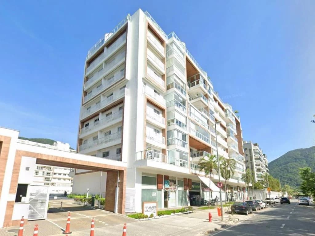 Foto 1 de 4: Apartamento em leilão em Rio De Janeiro - RJ, bairro Recreio dos Bandeirantes — Apartamento 176 m² (privativa + comum) com 02 vagas - Recreio dos Bandeirantes - Rio de Janeiro - RJ