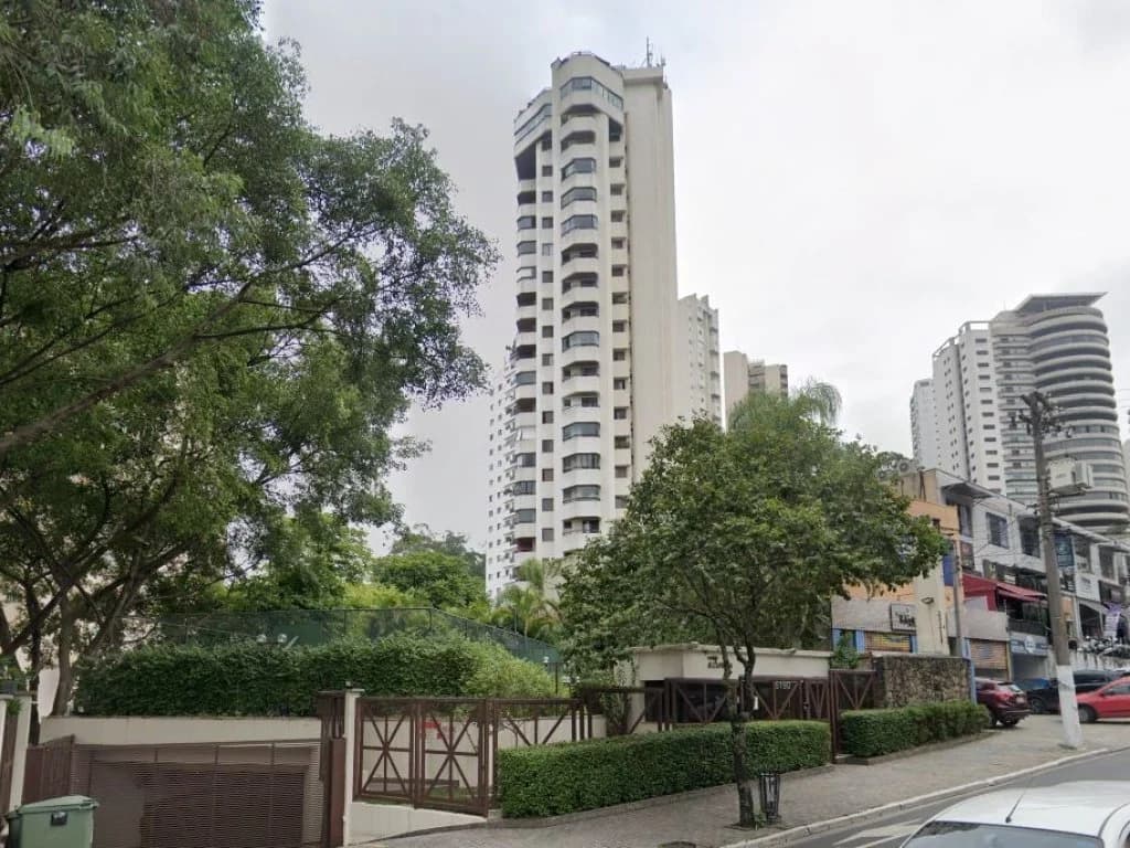 Foto 1 de 10: Apartamento em leilão em São Paulo - SP, bairro Vila Andrade — Apartamento 116 m² (vaga dupla e 01 depósito) - Vila Andrade - São Paulo - SP