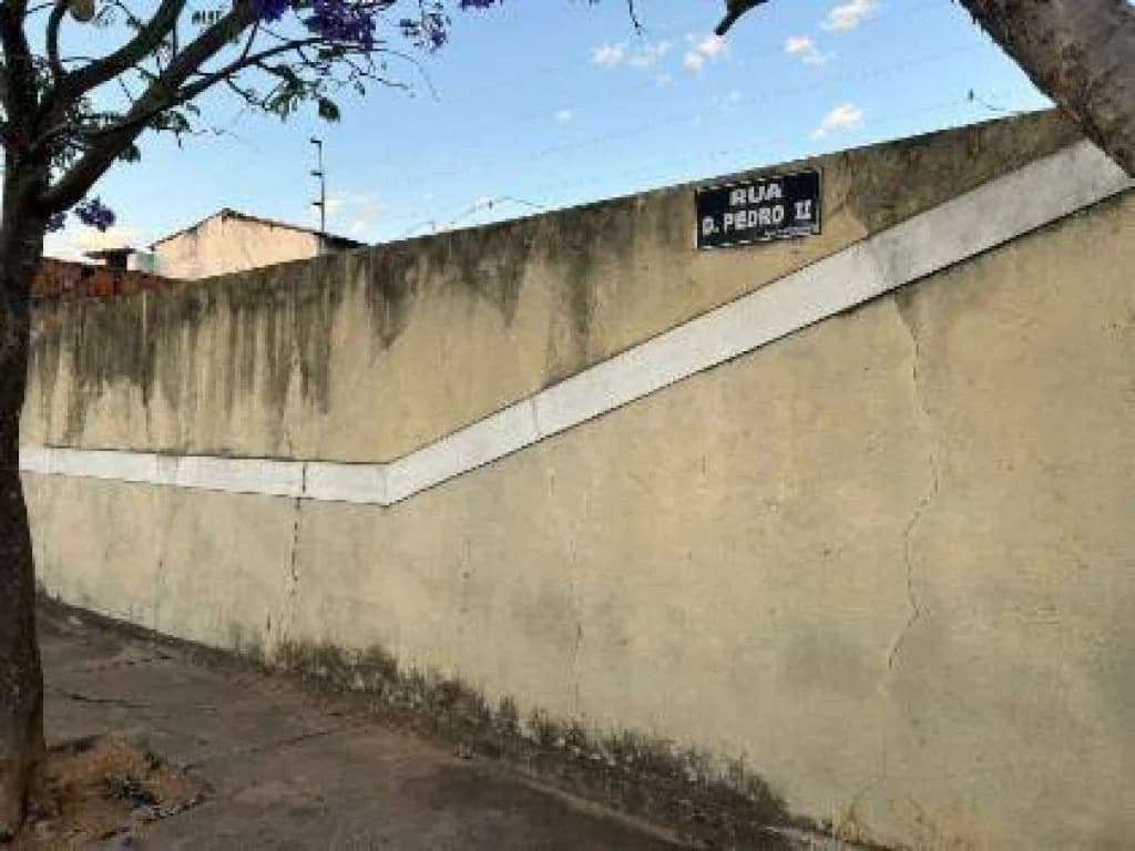 Foto 2 de 10: Casa em leilão em Janaúba - MG, bairro Gameleira — Casa 193 m² - Gameleira - Janaúba - MG