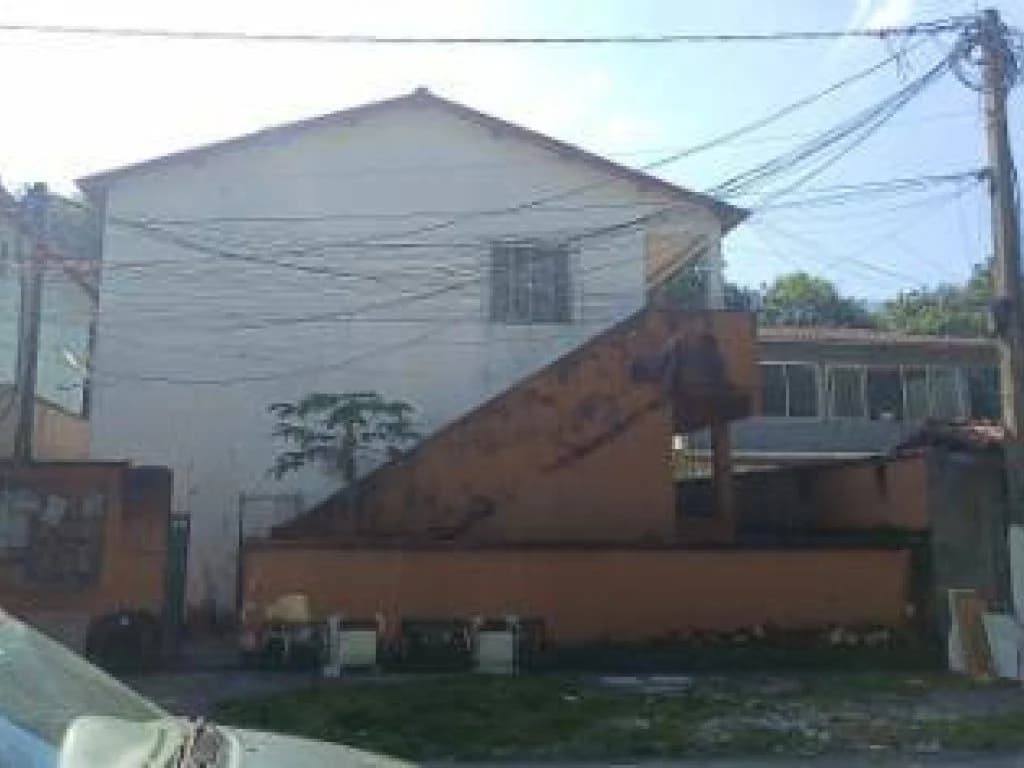 Foto 2 de 4: Casa em leilão em Guapimirim - RJ, bairro Centro — Casa em Condomínio 60 m² - Centro - Guapimirim - RJ