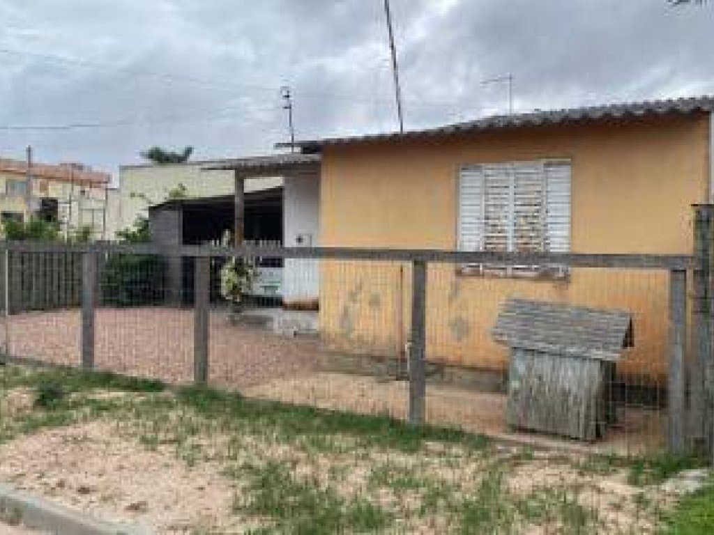 Foto 2 de 3: Casa em leilão em Tapes - RS, bairro Balneário Rebelo — Casa 68 m² - Balneário Rebelo - Tapes - RS