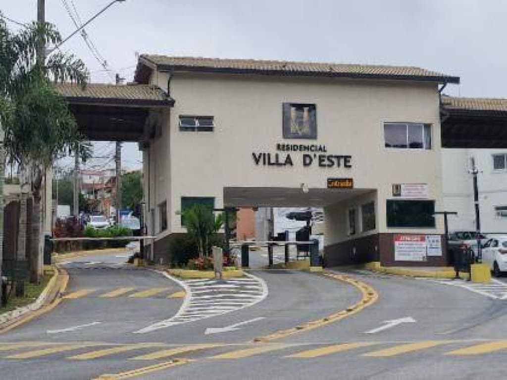 Foto 1 de 10: Casa em leilão em Cotia - SP, bairro Jardim Rio das Pedras — Casa em Condomínio 181 m² - Jardim Rio Das Pedras - Cotia - SP