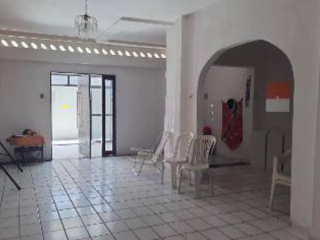 Foto 6 de 15: Casa em leilão em Natal - RN, bairro Rocas — Casa 262 m² - Rocas - Natal - RN