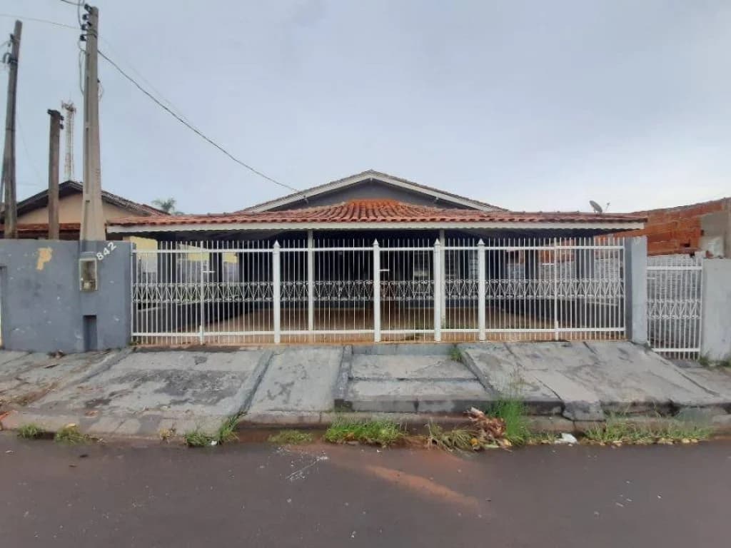 Foto 1 de 73: Casa em leilão em Pereira Barreto - SP, bairro Hossoi — Casa 223 m² - Hossoi - Pereira Barreto - SP