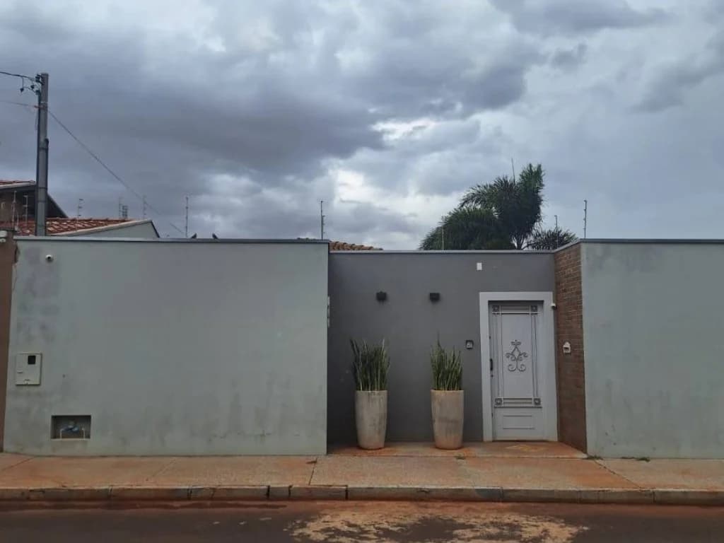 Foto 8 de 8: Casa em leilão em Frutal - MG, bairro Jardim Brasil — Casa 310 m² - Jardim Brasil - Frutal - MG