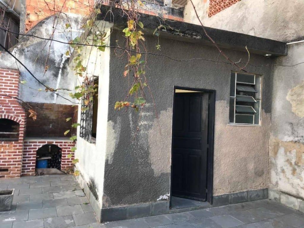 Foto 19 de 33: Casa em leilão em Rio De Janeiro - RJ, bairro Realengo — Casa 321 m² - Realengo - Rio de Janeiro - RJ