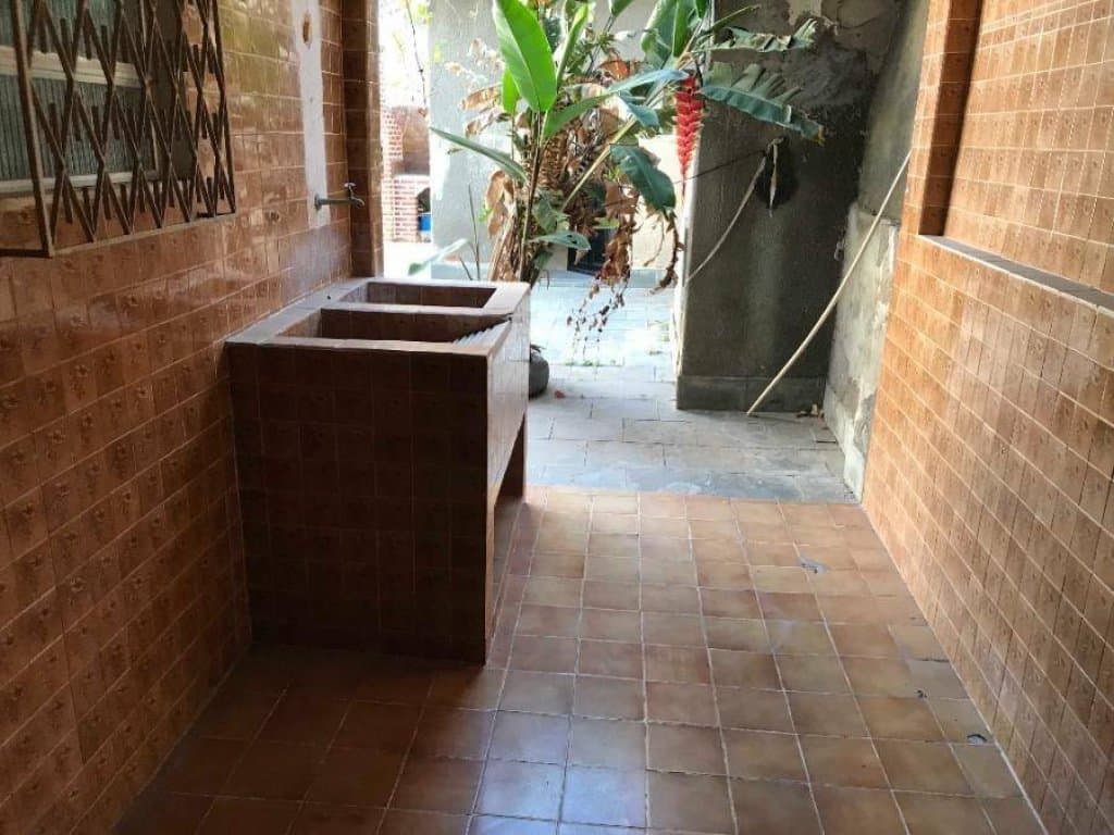 Foto 22 de 33: Casa em leilão em Rio De Janeiro - RJ, bairro Realengo — Casa 321 m² - Realengo - Rio de Janeiro - RJ