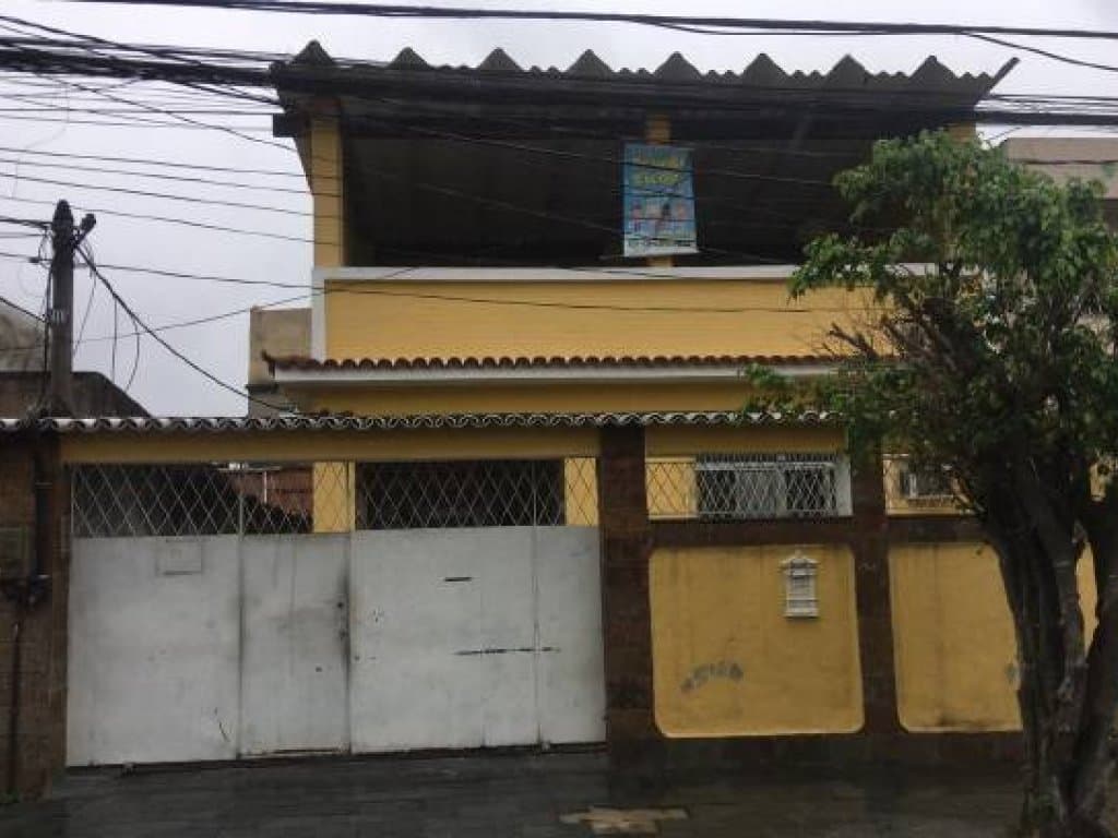 Foto 1 de 33: Casa em leilão em Rio De Janeiro - RJ, bairro Realengo — Casa 321 m² - Realengo - Rio de Janeiro - RJ