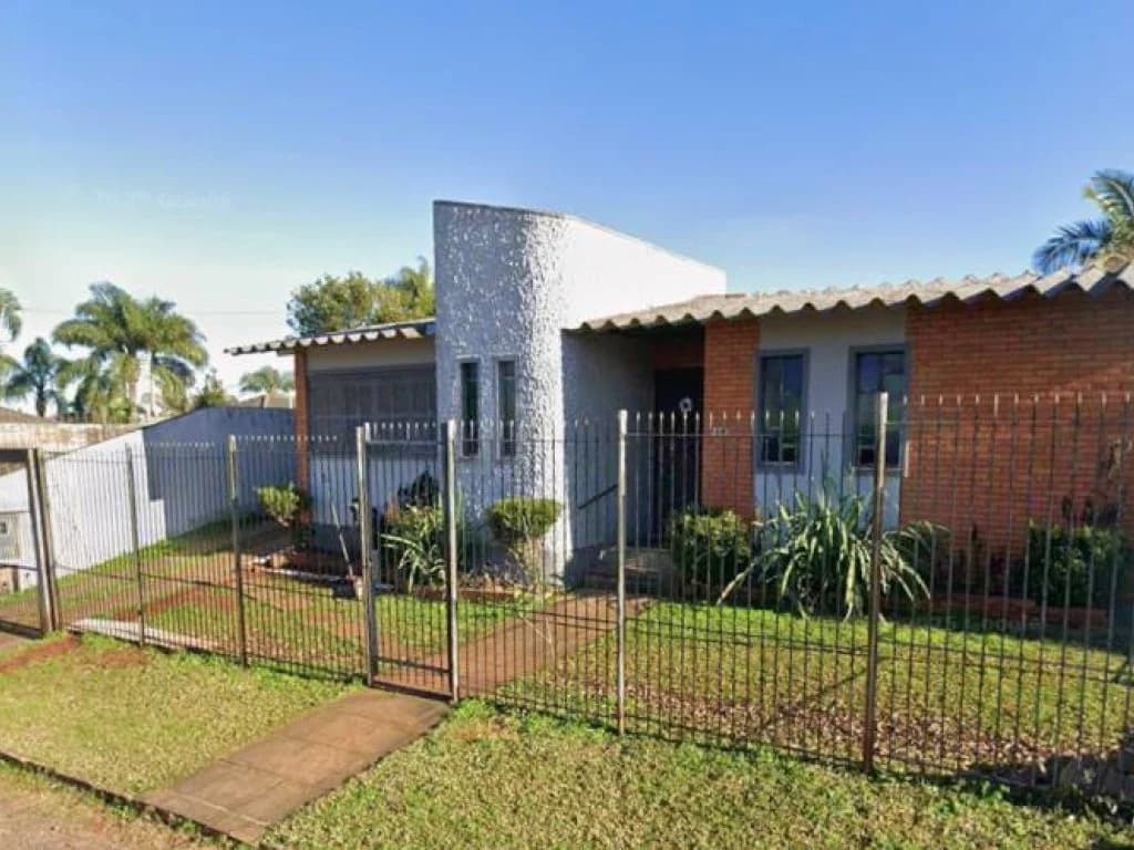 Foto 4 de 6: Casa em leilão em Carazinho - RS, bairro Braganholo — Casa 222 m² - Braganholo - Carazinho - RS