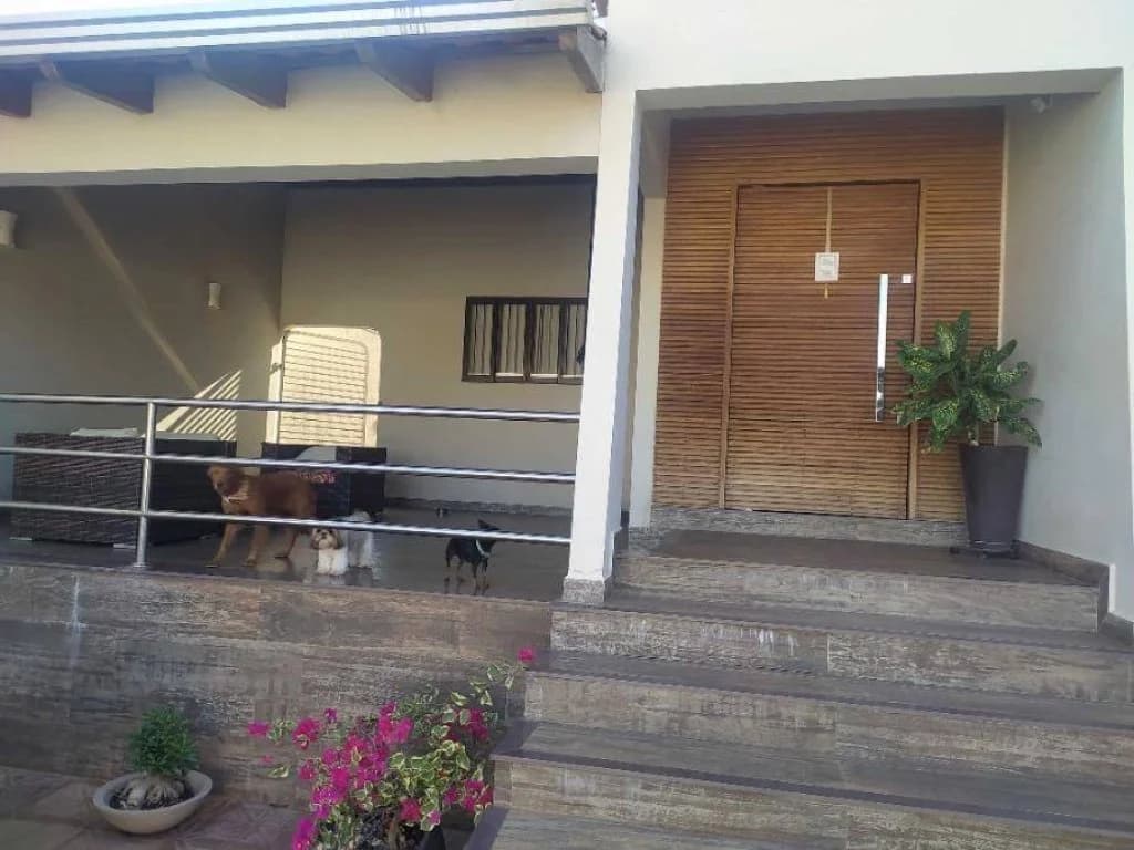Foto 8 de 32: Casa em leilão em Xinguara - PA, bairro Centro — Casa 408 m² - Centro - Xinguara - PA